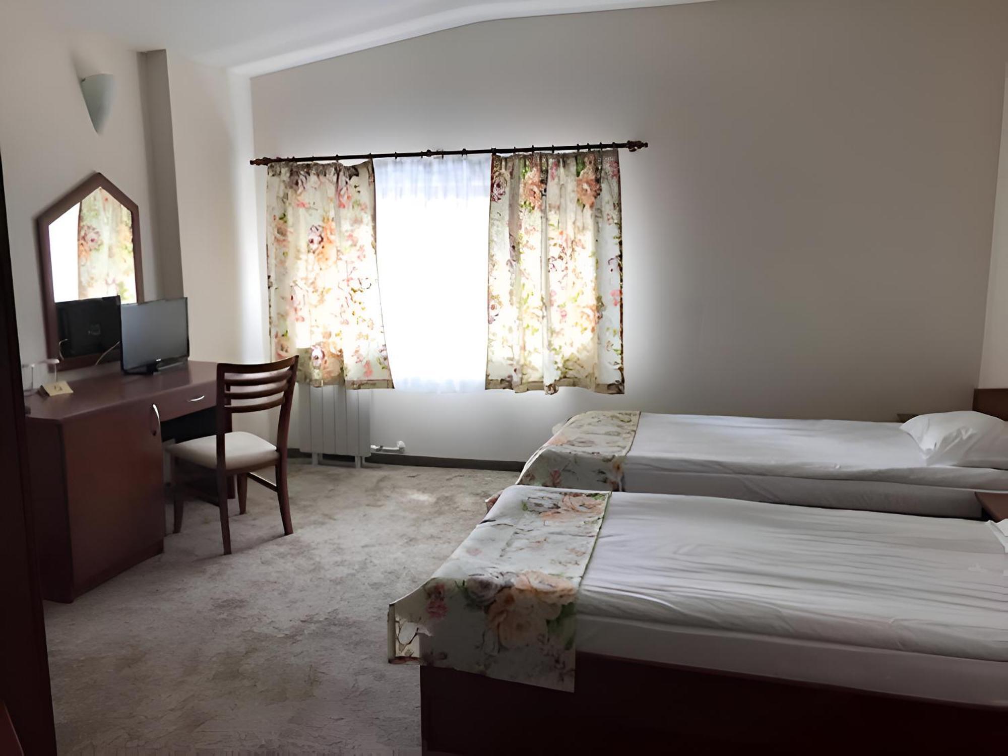 Dafovska Hotel بامبوروفو المظهر الخارجي الصورة