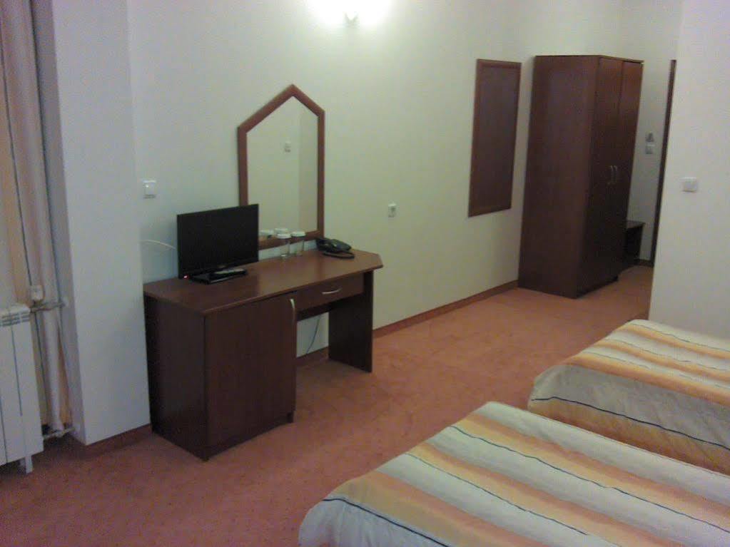 Dafovska Hotel بامبوروفو المظهر الخارجي الصورة